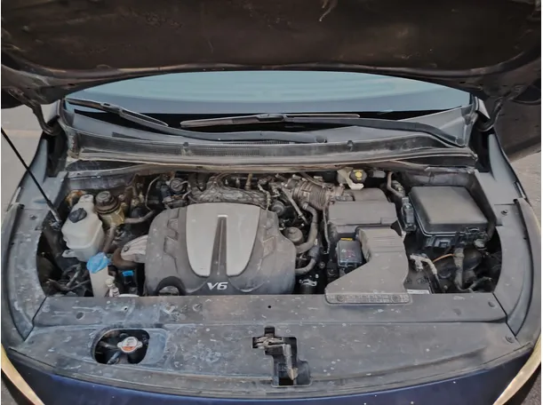 Car image 32