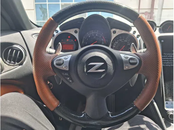 Car image 15