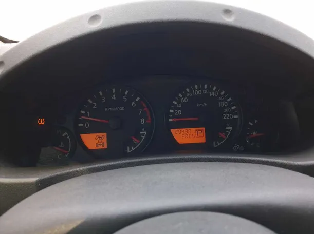Car image 19