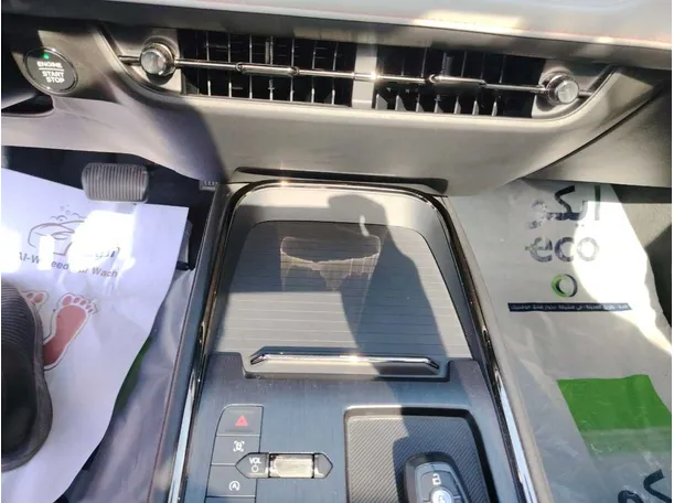 Car image 36