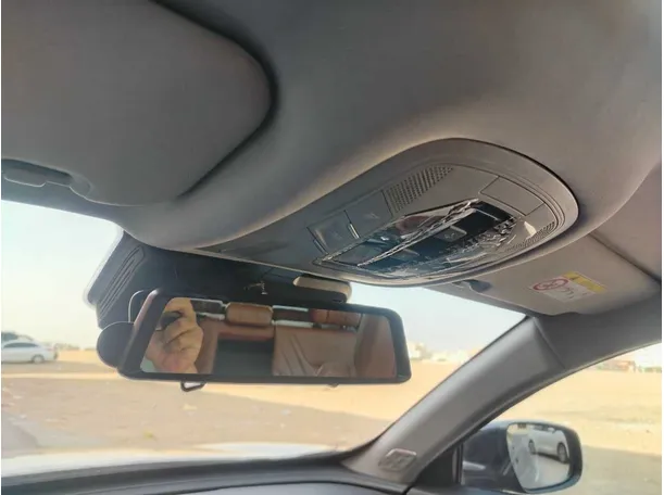 Car image 31
