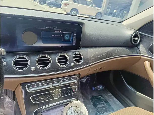 Car image 24