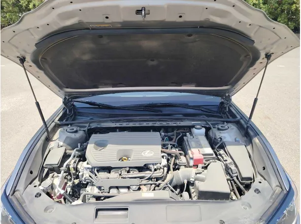 Car image 29