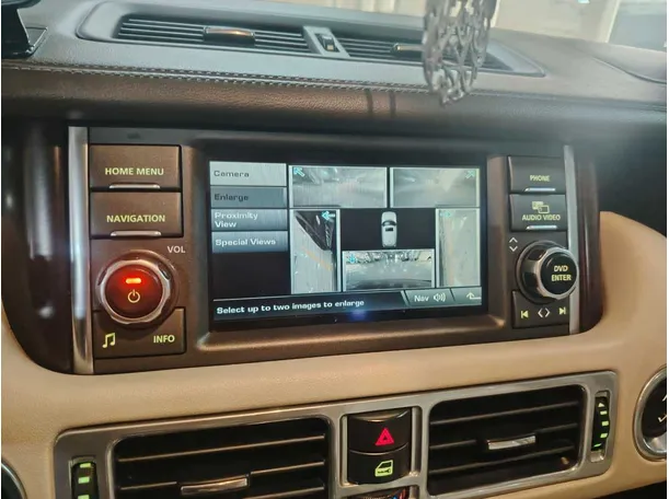 Car image 24
