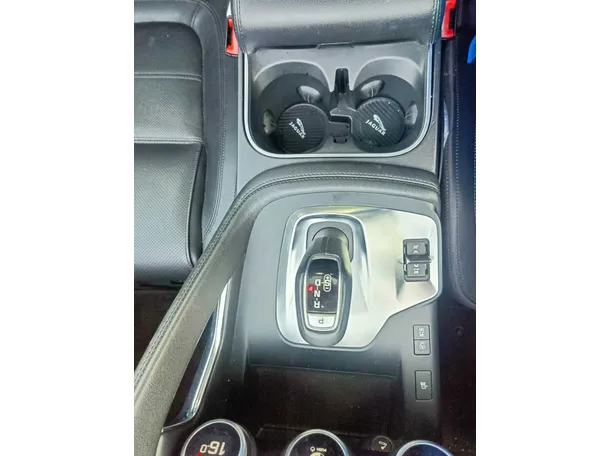Car image 23