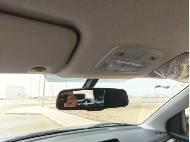 Car image 34