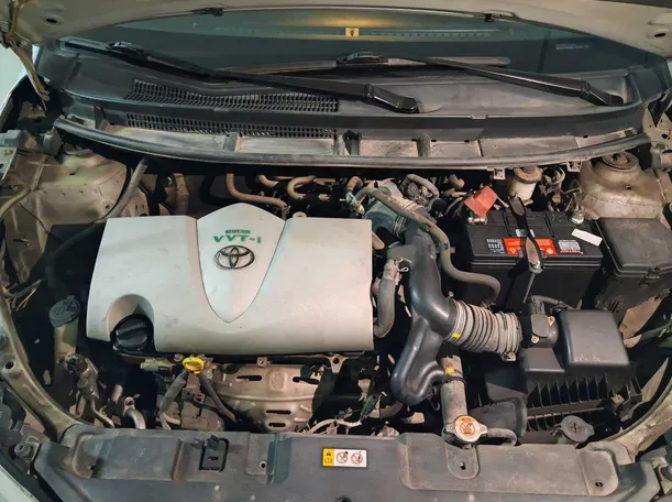 Car image 22