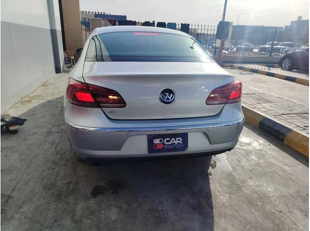 Car image 7