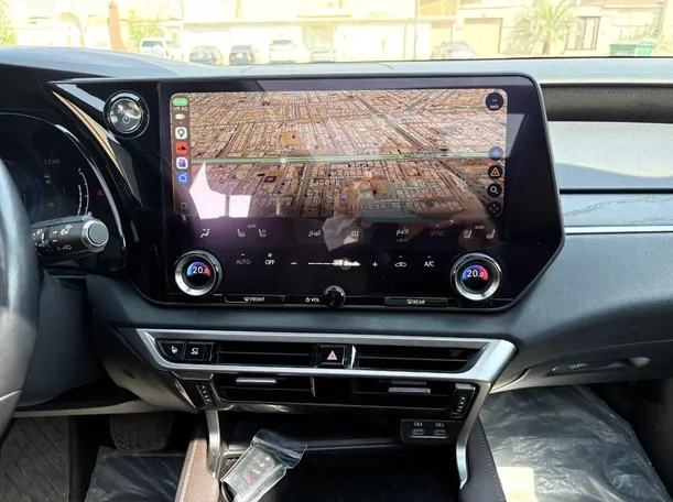 Car image 20