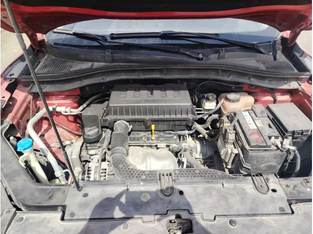 Car image 32