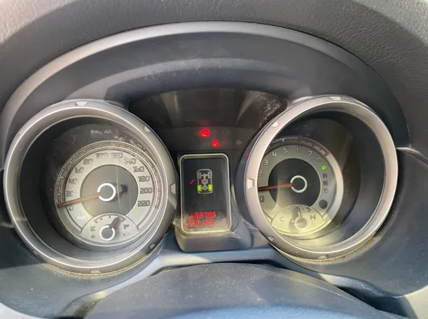 Car image 18
