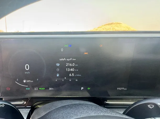 Car image 19