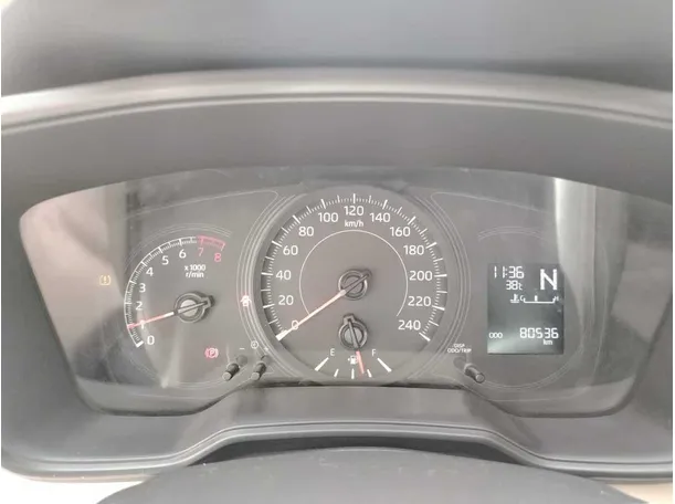 Car image 26