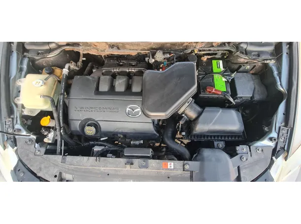 Car image 9