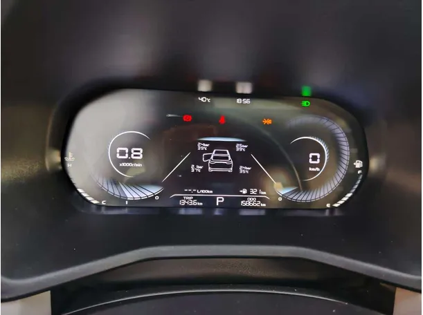 Car image 27