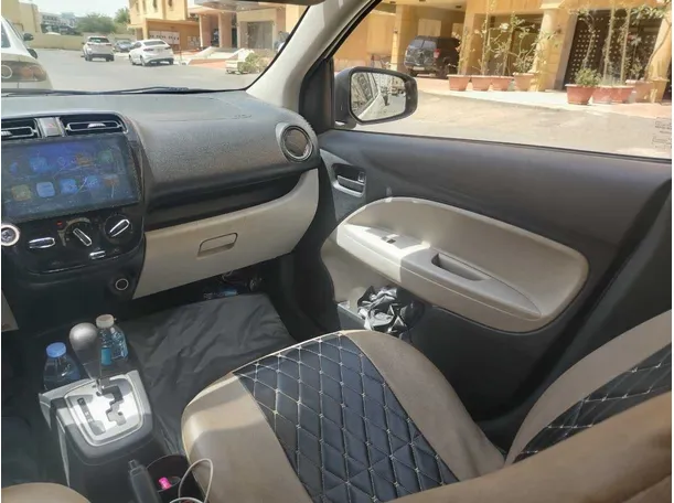Car image 22