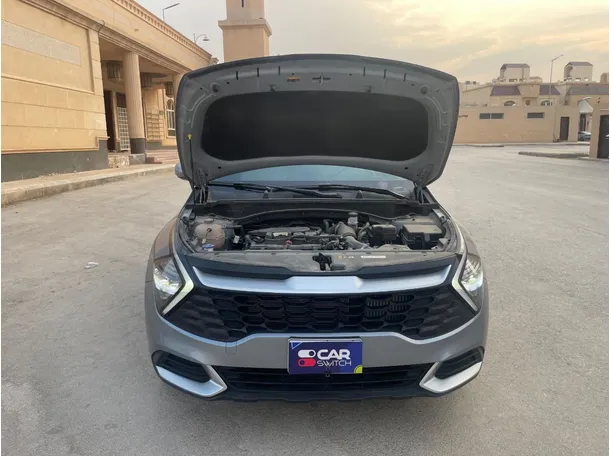 Car image 22