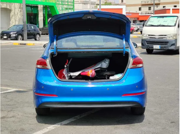 Car image 23