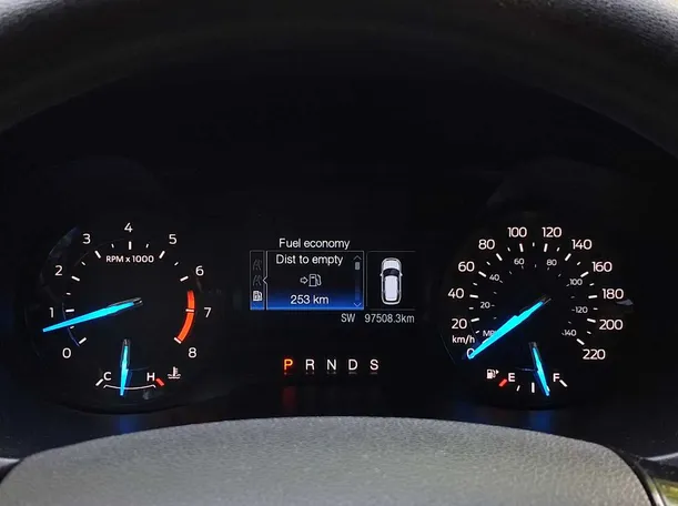 Car image 20