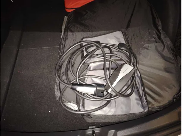 Car image 29