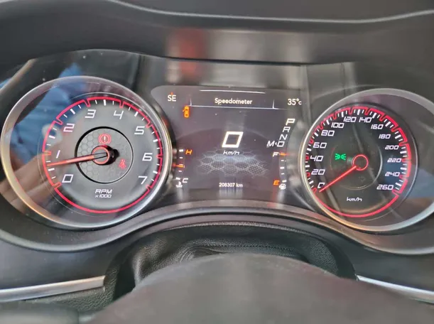 Car image 26