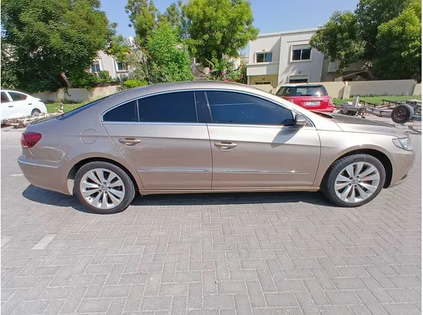 Car image 8
