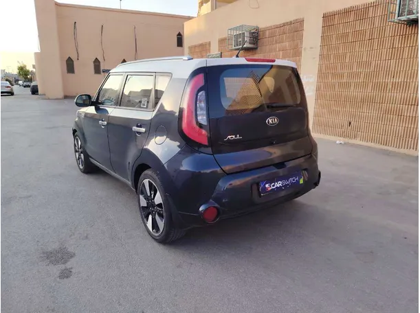 Car image 7