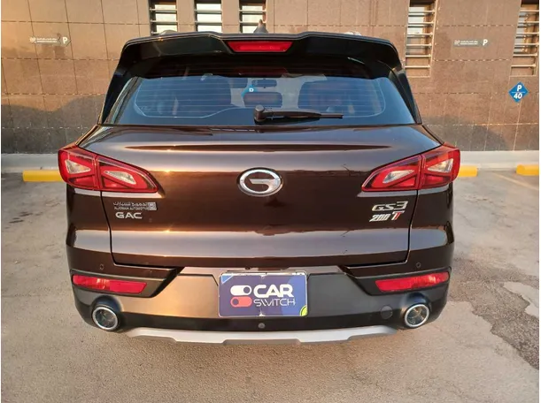 Car image 6