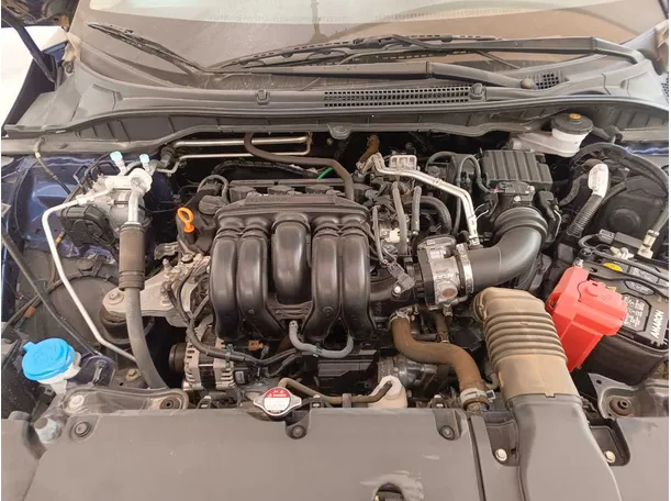 Car image 35