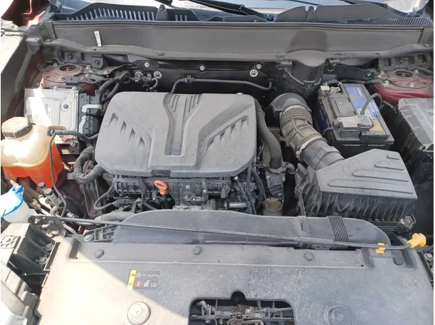 Car image 25