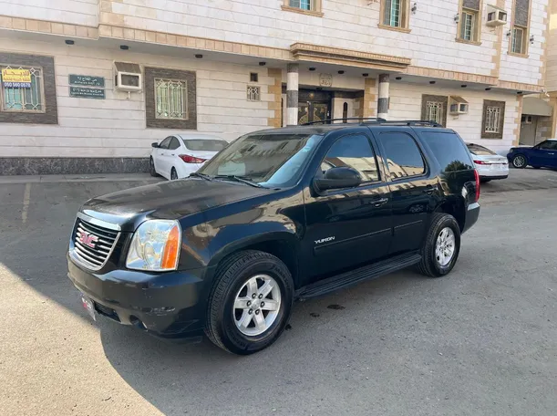 2014 GMC Yukon in Jeddah
