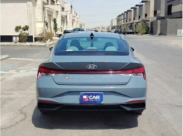 Car image 6