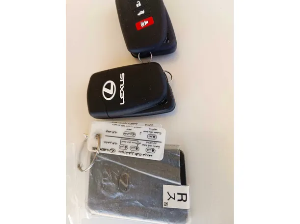 Car image 39