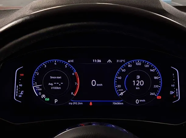 Car image 20