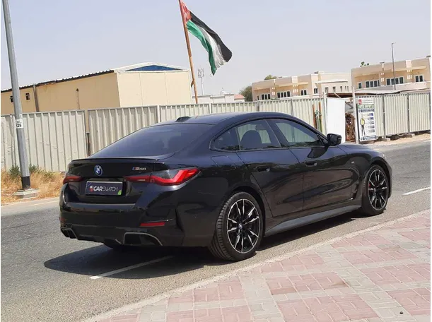 Car image 5