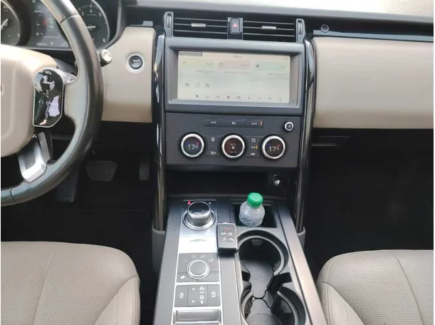 Car image 23
