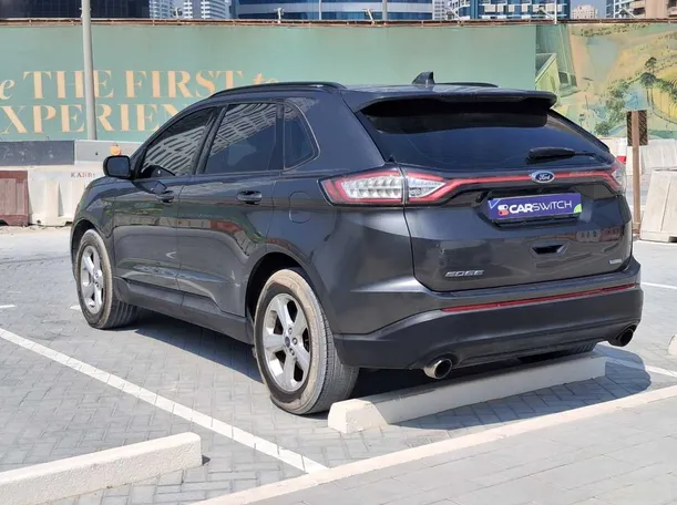 Car image 7