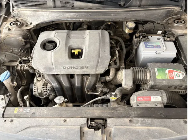 Car image 27