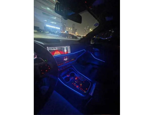 Car image 23
