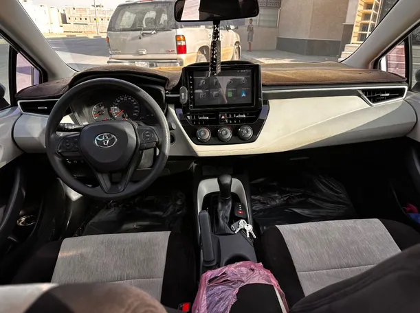 Car image 16