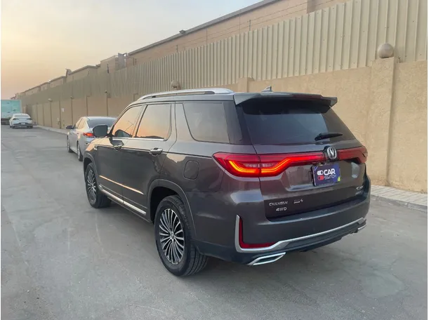 Car image 7