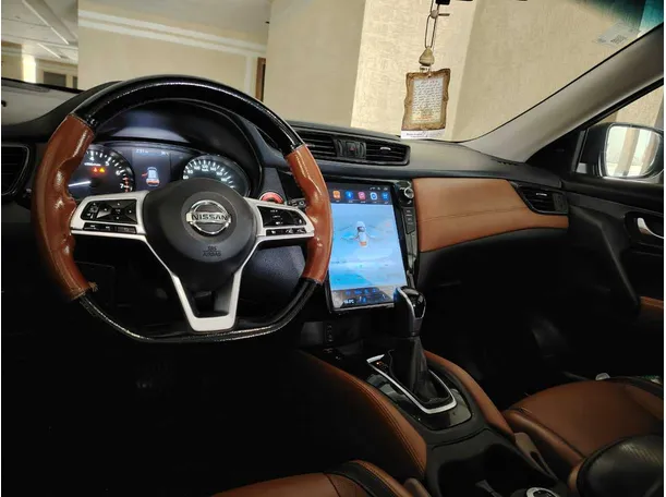 Car image 27