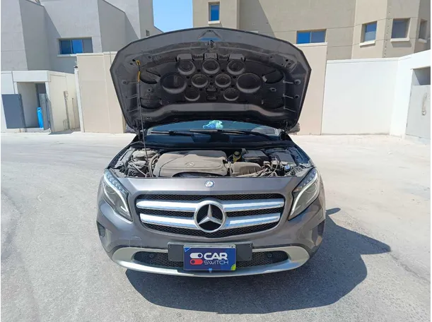 Car image 32
