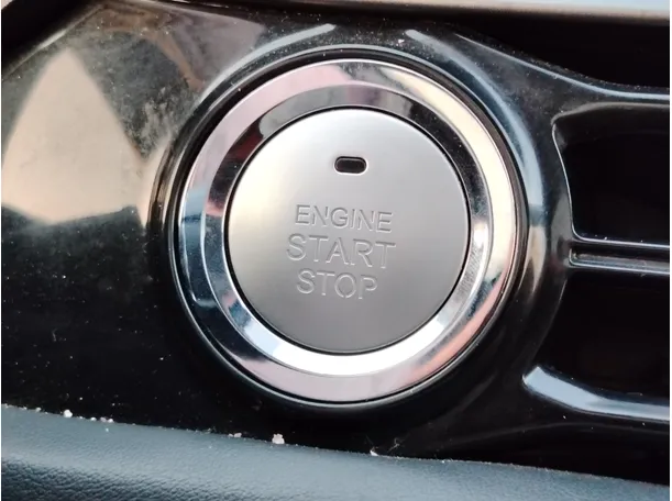 Car image 28