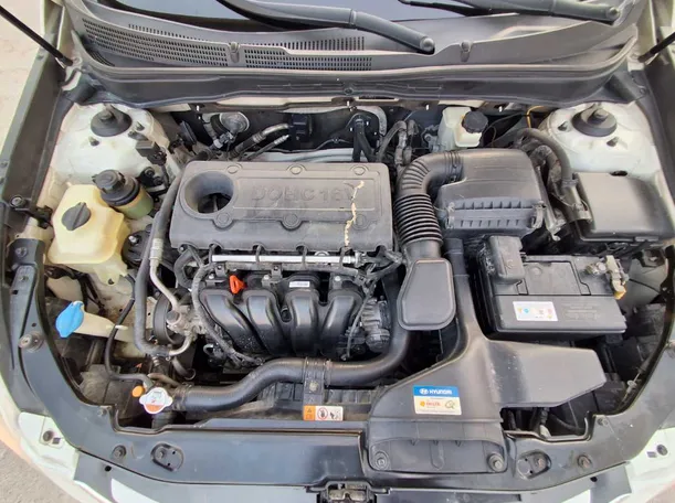 Car image 20