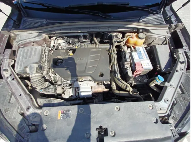 Car image 20