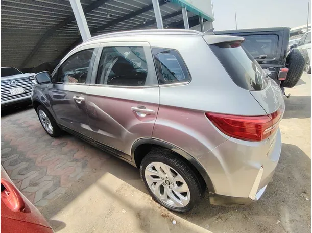 Car image 8