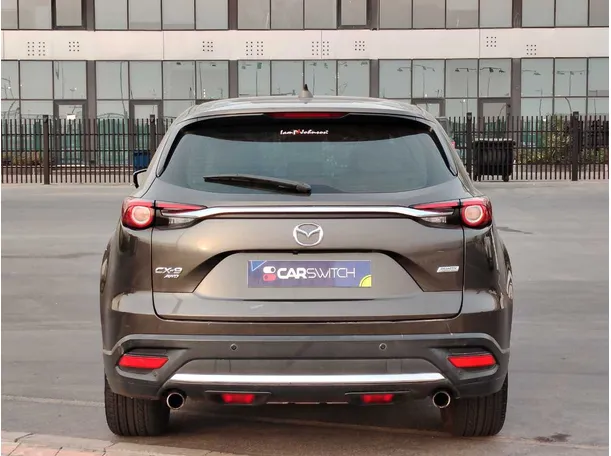 Car image 6