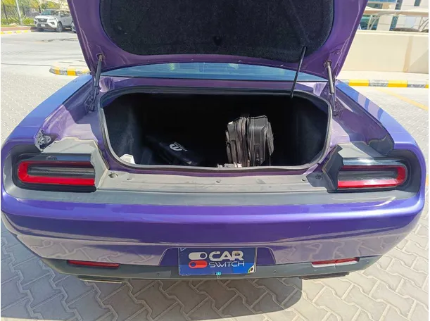 Car image 27