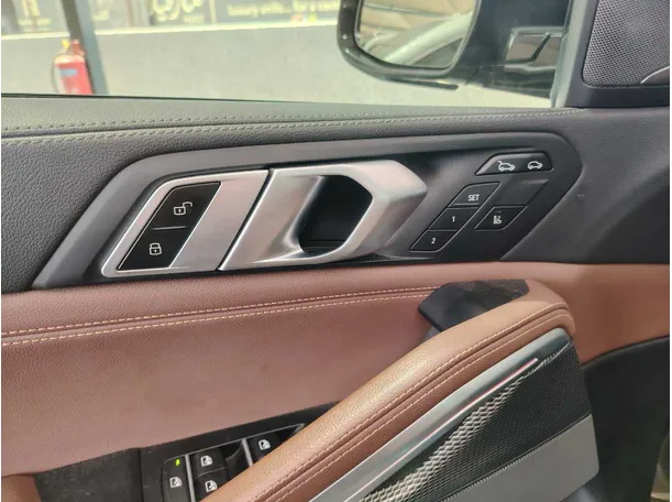 Car image 41